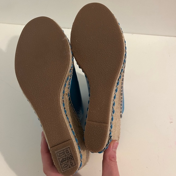 Karl Lagerfeld Blue Patent Leather Wedges - Picture 5 of 6